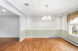 25 Plaza St, Cranston, RI 02920 - Photo 11