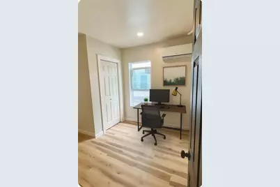 460 Smithfield Avenue, Pawtucket, RI 02860 - Photo 15