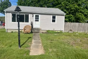 55 Overlook Rd, Narragansett, RI 02882 - Photo 1