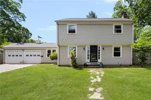 34 Terrace Dr, East Greenwich, RI 02818 - Photo 1