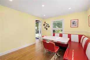 34 Terrace Dr, East Greenwich, RI 02818 - Photo 17