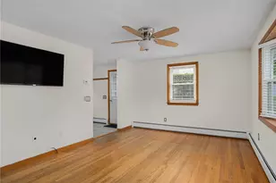 34 Grandview Dr, West Warwick, RI 02893 - Photo 3