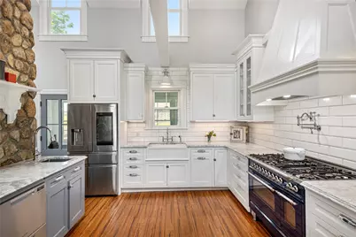 919 Matunuck School House Road, South Kingstown, RI 02879 - Photo 25
