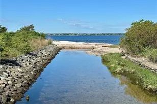 10 Nayatt Rd, Barrington, RI 02806 - Photo 9