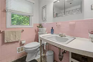 25 Walker Rd, Warwick, RI 02889 - Photo 13