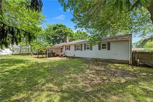 25 Walker Rd, Warwick, RI 02889 - Photo 27
