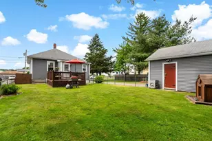 70 Fortin Ave, Pawtucket, RI 02860 - Photo 7