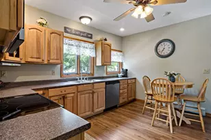 70 Fortin Ave, Pawtucket, RI 02860 - Photo 19