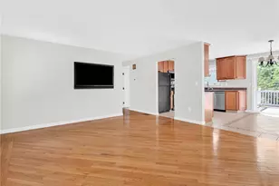 59 Carr's Ln, Warwick, RI 02886 - Photo 9