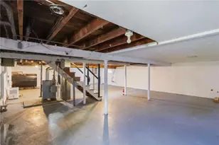 175 Kay St, Newport, RI 02840 - Photo 33