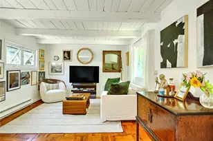 33 W Main Rd, Little Compton, RI 02837 - Photo 9