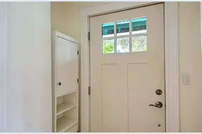 135 Rounds Avenue, Providence, RI 02907 - Photo 3