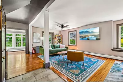 1061 Narragansett Boulevard, Cranston, RI 02905 - Photo 9