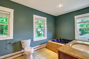 4 Talbot Manor, Cranston, RI 02905 - Photo 27