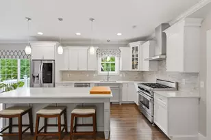 81 Cedar Forest Rd, Smithfield, RI 02917 - Photo 5