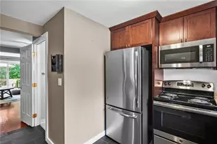 21 Sterling Dr, Tiverton, RI 02878 - Photo 5