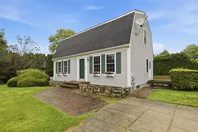 49 Harvest Road, Middletown, RI 02842 - Photo 3