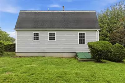 49 Harvest Road, Middletown, RI 02842 - Photo 41