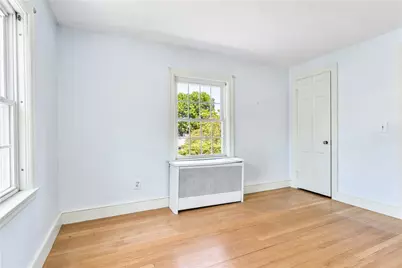 172 Hoyt Avenue, East Providence, RI 02916 - Photo 25
