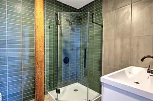 14 Imperial Pl, Providence, RI 02903 - Photo 17