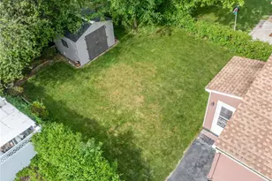 33 Alden St, Providence, RI 02909 - Photo 15