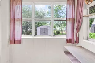 33 Alden St, Providence, RI 02909 - Photo 13