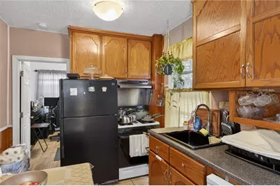 34 Appleton Avenue, Pawtucket, RI 02860 - Photo 13