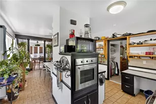 34 Appleton Ave, Pawtucket, RI 02860 - Photo 23