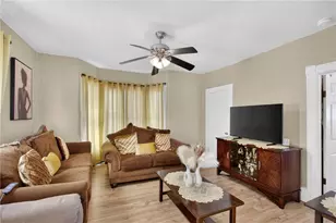 34 Appleton Ave, Pawtucket, RI 02860 - Photo 5