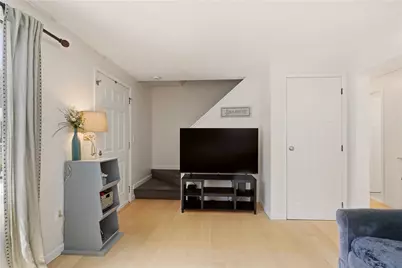 13 Tilley Avenue, Newport, RI 02840 - Photo 27