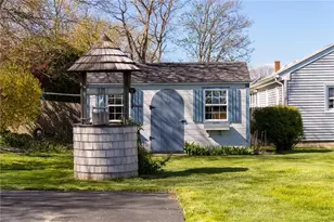 95 Douglas Ave, Portsmouth, RI 02871 - Photo 27