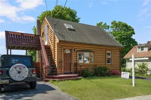 17 Padelford Ave, East Providence, RI 02915 - Photo 7