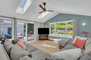 6 Driftwood Dr, Barrington, RI 02806 - Photo 7