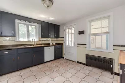 11 Palm Boulevard, Warwick, RI 02888 - Photo 13