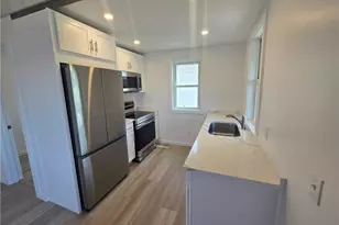 854 Matunuck Beach Rd, South Kingstown, RI 02879 - Photo 11