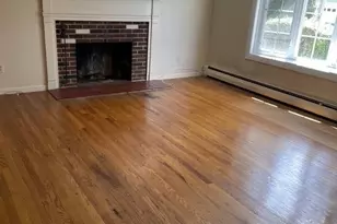 36 Edmond Dr, Warwick, RI 02886 - Photo 3