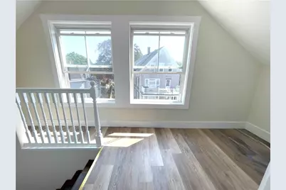 36 East Bowery Street #3, Newport, RI 02840 - Photo 3