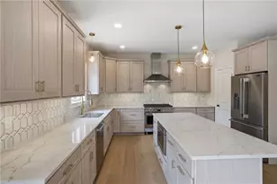 413 New River Rd, Lincoln, RI 02838 - Photo 15