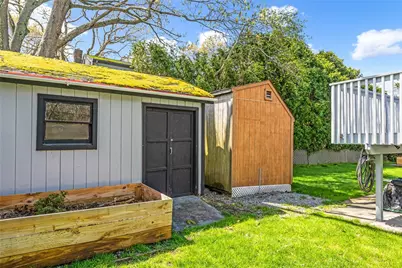18 Waterman Street, Bristol, RI 02809 - Photo 41