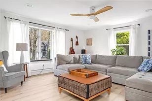 18 Waterman St, Bristol, RI 02809 - Photo 17