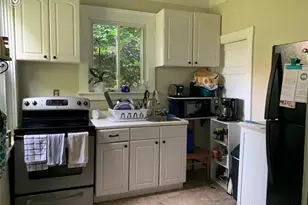 8 Johnson Ct, Newport, RI 02840 - Photo 7