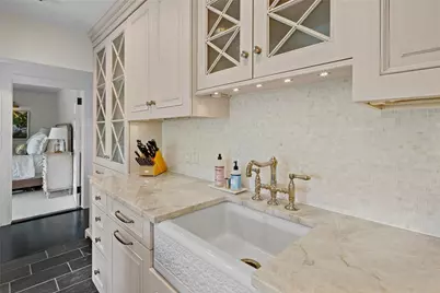 127 Harrison Avenue #7, Newport, RI 02840 - Photo 31