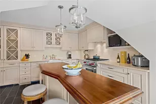127 Harrison Ave, Newport, RI 02840 - Photo 29