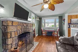1223 Cumberland Hill Rd, Woonsocket, RI 02895 - Photo 7