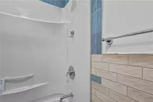 1223 Cumberland Hill Rd, Woonsocket, RI 02895 - Photo 15
