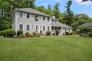 95 River Farm Dr, East Greenwich, RI 02818 - Photo 3