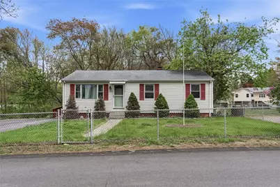 27 Douglas Circle, Smithfield, RI 02828 - Photo 1