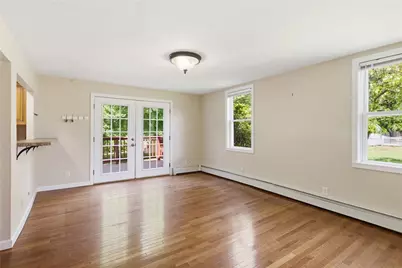 865 Pontiac Avenue, Cranston, RI 02910 - Photo 7