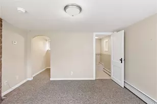 865 Pontiac Ave, Cranston, RI 02910 - Photo 29