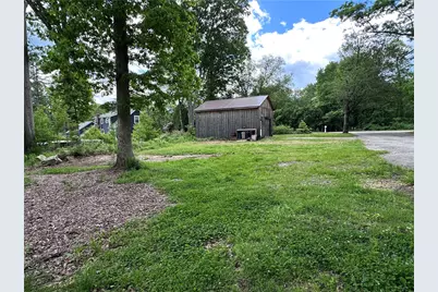 1381 Putnam Pike, Glocester, RI 02814 - Photo 41